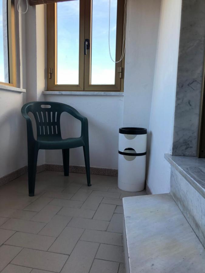 Apartament Bilocale Mirella Carro Zewnętrze zdjęcie